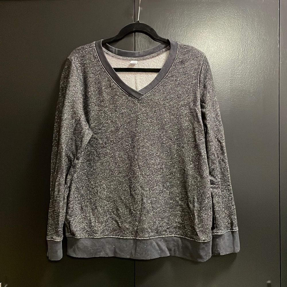 Old Navy Heather Grey V Neck Sweater Size L